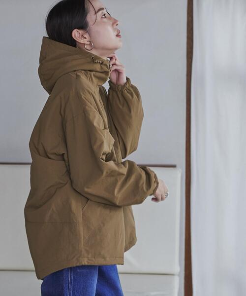 coen（コーエン）の「＜Parknik＞リバーシブルフーディー（WEB限定カラー）（ナイロンジャケット・レディース・ブラック/モカ/ナチュラル/ダークグリーン・FREE）」の9枚目の写真