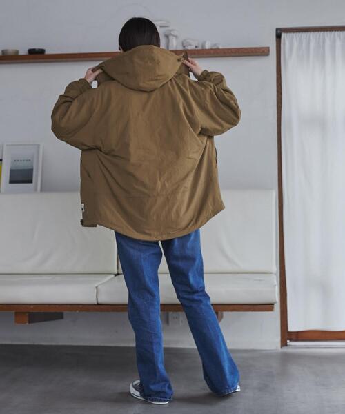 coen（コーエン）の「＜Parknik＞リバーシブルフーディー（WEB限定カラー）（ナイロンジャケット・レディース・ブラック/モカ/ナチュラル/ダークグリーン・FREE）」の13枚目の写真