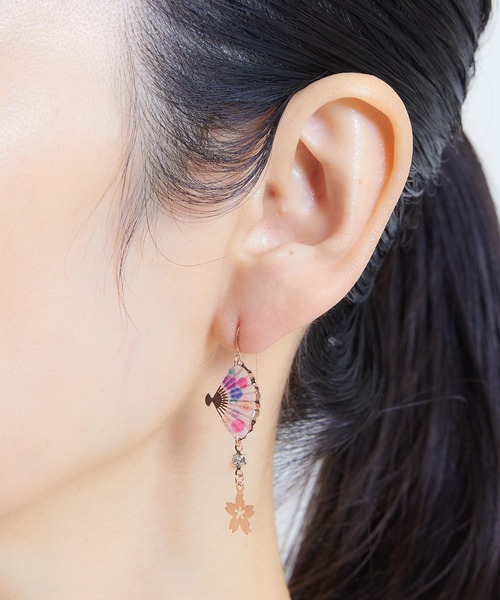 gargle(ガーグル)の「gargle ガーグル:JAPANシリーズ 春のうたげ ピアス(ピアス(両耳用)・レディース・ゴールド/ピンクゴールド・FREE)」の2枚目の写真