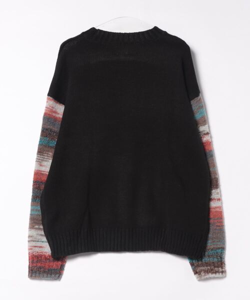 Revo.（レボ）の「Revo.　グラデーションスリーブ クルーネックニット（ニット/セーター・メンズ・カーキ/ホワイト/ブラック・L/M）」の4枚目の写真