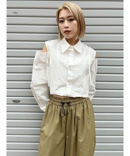 MURUA（ムルーア）の「メッシュロゴナイロンカーゴフレアパンツ【2way】（カーゴパンツ・レディース・カーキ/ダークグレー・FREE）」の16枚目の写真