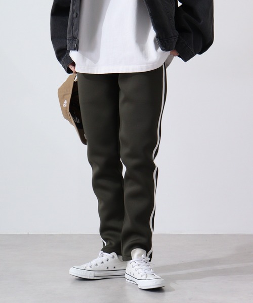 FUNALIVE(ファンアライブ)の「Bonded lines skinny pants /ライン入りスキニーパンツ unisex(スウェットパンツ・メンズ・ベージュ/ネイビー/カーキ/ブラック×ホワイト/杢グレー/ブラック×イエロー・M/L/XL)」の13枚目の写真