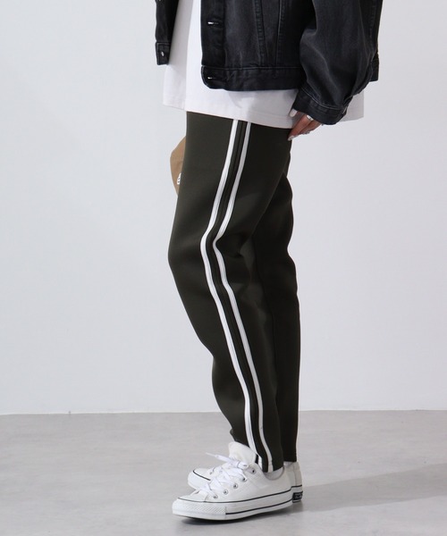 FUNALIVE(ファンアライブ)の「Bonded lines skinny pants /ライン入りスキニーパンツ unisex(スウェットパンツ・メンズ・ベージュ/ネイビー/カーキ/ブラック×ホワイト/杢グレー/ブラック×イエロー・M/L/XL)」の14枚目の写真