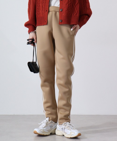 FUNALIVE(ファンアライブ)の「Bonded lines skinny pants /ライン入りスキニーパンツ unisex(スウェットパンツ・メンズ・ベージュ/ネイビー/カーキ/ブラック×ホワイト/杢グレー/ブラック×イエロー・M/L/XL)」の8枚目の写真