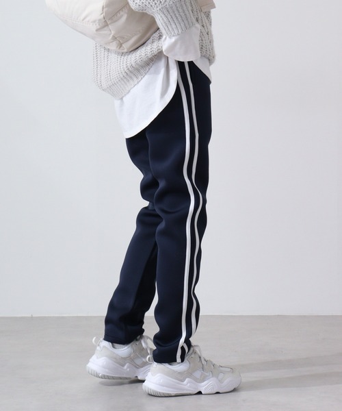 FUNALIVE(ファンアライブ)の「Bonded lines skinny pants /ライン入りスキニーパンツ unisex(スウェットパンツ・メンズ・ベージュ/ネイビー/カーキ/ブラック×ホワイト/杢グレー/ブラック×イエロー・M/L/XL)」の20枚目の写真