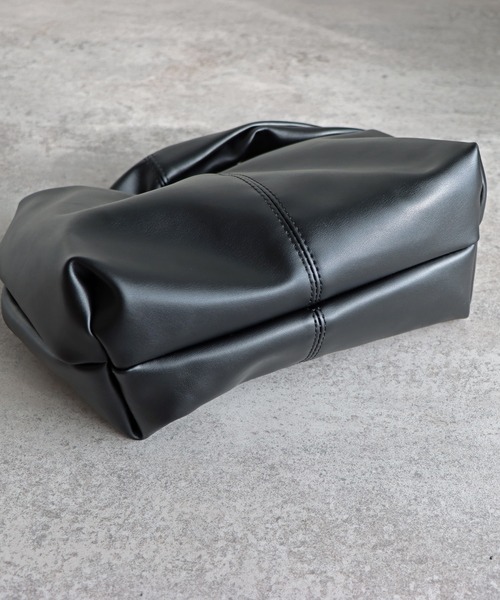 COURO（コウロ）の「ツイストハンドルバッグ（ハンドバッグ・レディース・ブラック/アイボリー/ブラウン/シルバー・FREE）」の12枚目の写真