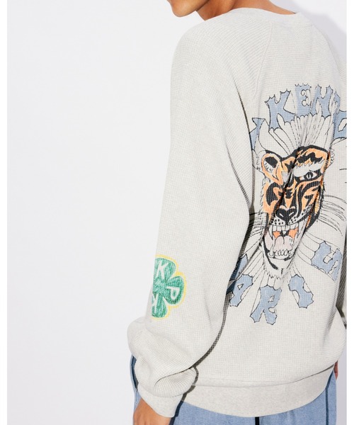 KENZO(ケンゾー)の「'KENZO Drawn Varsity' オーバーサイズ スウェット(スウェット・メンズ・グレー系その他・MEDIUM/SMALL/LARGE/X-SMALL)」の4枚目の写真