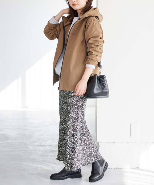 SLOBE IENA（スローブイエナ）の「アソートフラワーマーメイドスカート  