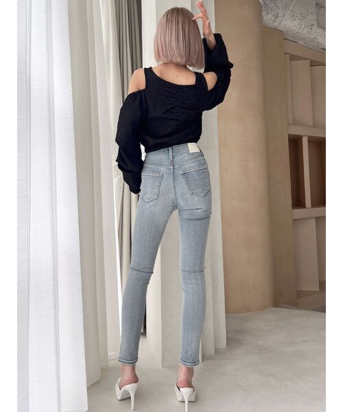 GYDA（ジェイダ）の「ショルダーオープンジャカードブラウス（シャツ/ブラウス・レディース・オフホワイト/ブラック・FREE）」の21枚目の写真