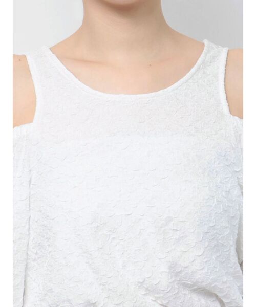 GYDA（ジェイダ）の「ショルダーオープンジャカードブラウス（シャツ/ブラウス・レディース・オフホワイト/ブラック・FREE）」の8枚目の写真