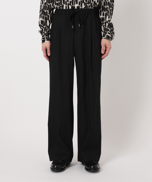 EDIFICE(エディフィス)の「リネン/ビスコース ストライプ ワイドイージーパンツ(スラックス・メンズ・ブラック/アイボリー・MEDIUM/LARGE)」の13枚目の写真