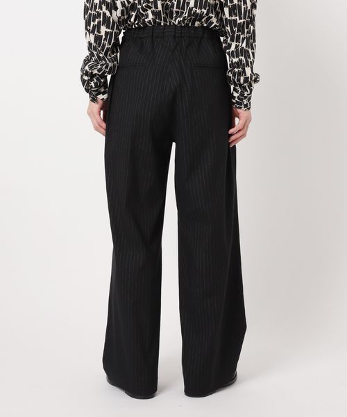 EDIFICE(エディフィス)の「リネン/ビスコース ストライプ ワイドイージーパンツ(スラックス・メンズ・ブラック/アイボリー・MEDIUM/LARGE)」の14枚目の写真