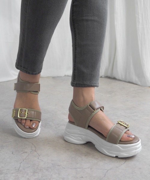 minia（ミニア）の「ベルトスポサン（サンダル・レディース・シルバー/ブラック/ベージュ・S/M/L/LL）」の4枚目の写真