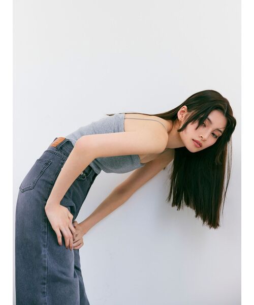 MURUA（ムルーア）の「2WAYリブキャミソール（ニット/セーター・レディース・ベージュ/アイボリー/ブラック/グレー・FREE）」の11枚目の写真