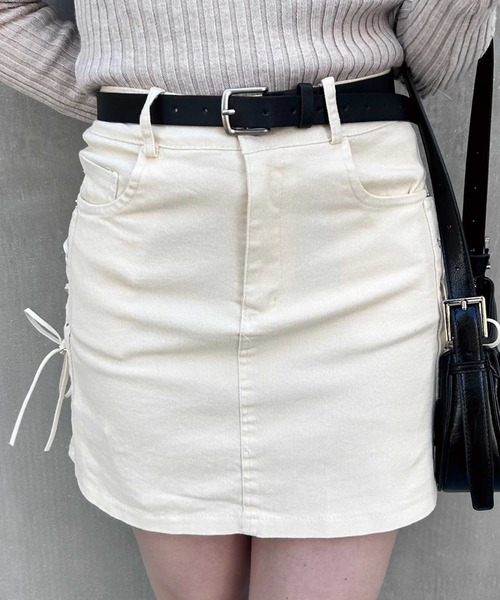 SPIGA（スピーガ）の「ﾍﾞﾙﾄ付ｻｲﾄﾞﾚｰｽｱｯﾌﾟﾐﾆｽｶｰﾄ（スカート・レディース・ブラウン/ブラック/ホワイト・MEDIUM/SMALL）」の2枚目の写真