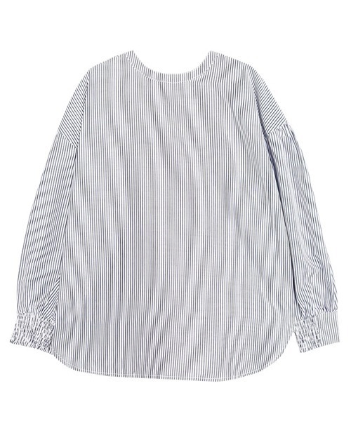 Pierrot（ピエロ）の「2wayパールボタンブラウス（シャツ/ブラウス・レディース・ブラック/ベージュ/オフホワイト/ストライプ/ブルー/グレイッシュベージュ/アイボリー・PM/M/L）」の18枚目の写真