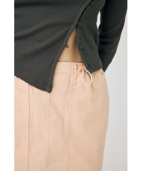 MOUSSY（マウジー）の「BUTTON SWITCH RIB トップス（Tシャツ/カットソー・レディース・ネイビー/アイボリー/グレー・FREE）」の16枚目の写真