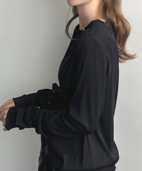 Futier land(フューティアランド)の「ツートーン指穴付きトップス(Tシャツ/カットソー・レディース・ブラック/アイボリー/ベージュ・MEDIUM)」の18枚目の写真