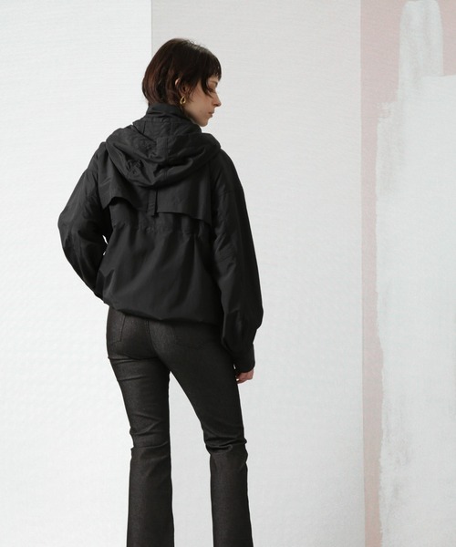 Apo(s)ture(アポスチャー)の「LILY-003/カラーデニムストレッチスキニーフレアパンツ(デニムパンツ・レディース・ブルー/カーキ/ブラック/ネイビー・XL/L/M/S/XS)」の9枚目の写真