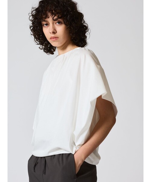 mizuiroind(ミズイロインド)の「mizuiro ind ネックギャザープルオーバー(Tシャツ/カットソー・レディース・グレー/ライトブルー/ブラック/ブルー/オフホワイト/カーキ・FREE)」の15枚目の写真