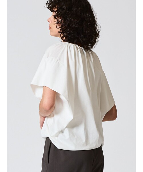 mizuiroind(ミズイロインド)の「mizuiro ind ネックギャザープルオーバー(Tシャツ/カットソー・レディース・グレー/ライトブルー/ブラック/ブルー/オフホワイト/カーキ・FREE)」の17枚目の写真