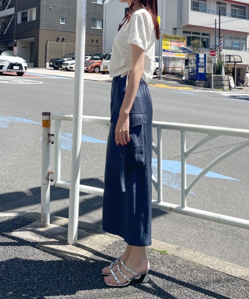 NOMAE(ノーマエ)の「サテンカーゴナロースカート(スカート・レディース・アイボリー/ブルー/ダークブルー・FREE)」の20枚目の写真