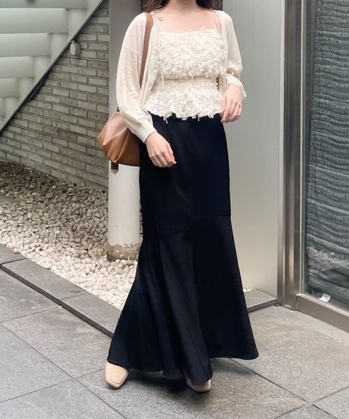 mysty woman（ミスティウーマン）の「チュールシャーリングキャミ　125065（キャミソール・レディース・ブラック/アイボリー・FREE）」の3枚目の写真