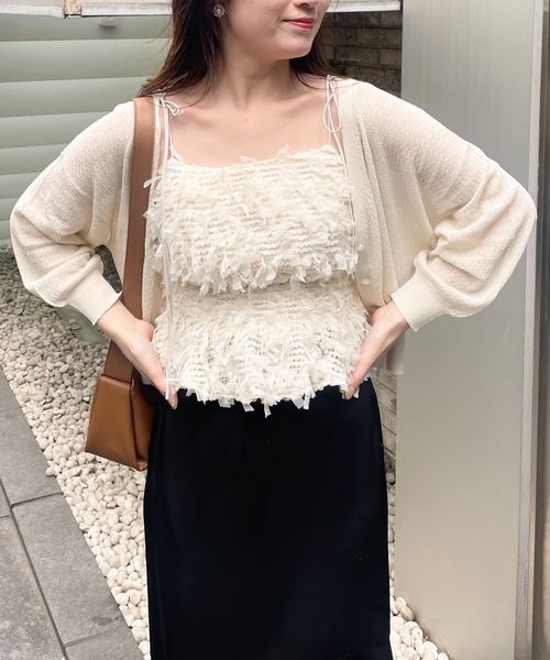 mysty woman（ミスティウーマン）の「チュールシャーリングキャミ　125065（キャミソール・レディース・ブラック/アイボリー・FREE）」の5枚目の写真