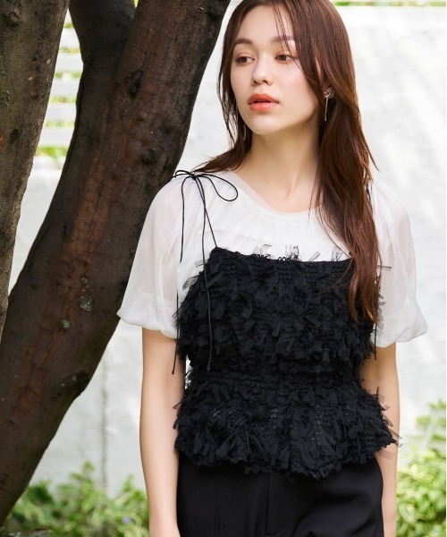 mysty woman（ミスティウーマン）の「チュールシャーリングキャミ　125065（キャミソール・レディース・ブラック/アイボリー・FREE）」の21枚目の写真