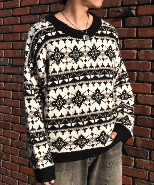 Noen(ノエン)の「ノルディッククルーネックニット(ニット/セーター・メンズ・Navy/レッド/ブラック・MEDIUM/LARGE)」の5枚目の写真