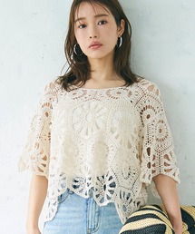 かぎ編みフリルヘムトップス