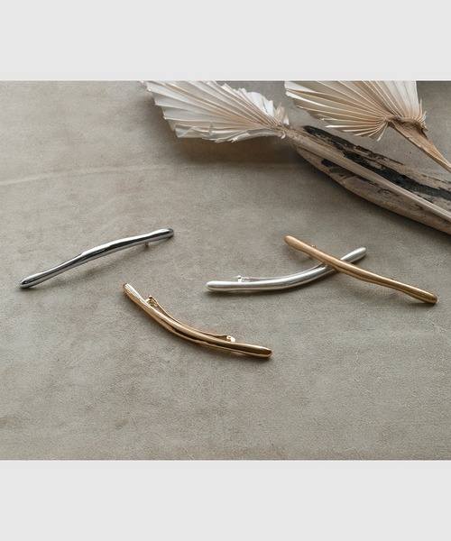 GOLDY（ゴールディ）の「トゥイッグ ライン メタル バレッタ（バレッタ/ヘアクリップ・レディース・シルバー/ゴールド/シルバー系その他/ゴールド系その他・FREE）」の8枚目の写真