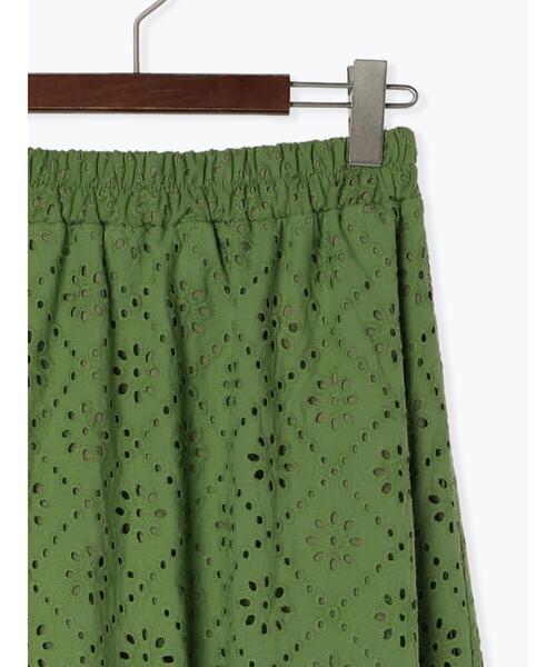 Te chichi TERRASSE（テチチテラス）の「【セットアップ可】カットワークレースティアードスカート（スカート・レディース・グリーン/ブラック/オフホワイト・F）」の19枚目の写真