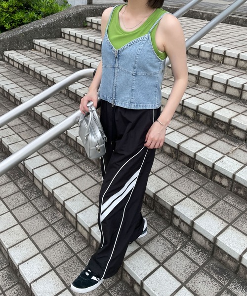 WEGO(ウィゴー)の「WEGO/デニムZIPビスチェ(キャミソール・レディース・ブラック/ブルー・FREE)」の9枚目の写真