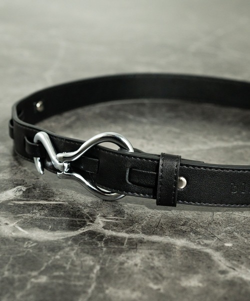 Rocky Monroe（ロッキーモンロー）の「フェイクレザーフックベルト（ベルト・メンズ・シルバー系2/ゴールド系1/ゴールド系2/シルバー系1/シルバー×ゴールド/ブラック系その他・FREE）」の9枚目の写真