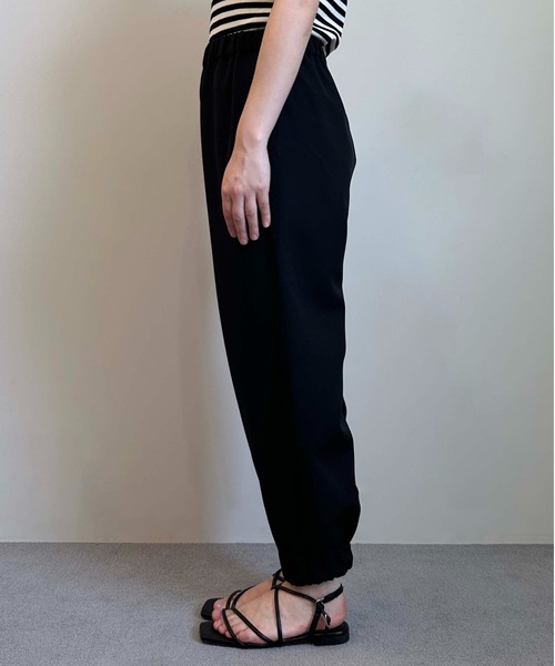 1chaku.(イッチャク)の「ストレッチリラックスジョガーパンツ(その他パンツ・レディース・ブラック/グレイッシュベージュ/サンドグレー/オフホワイト・マルチサイズ)」の13枚目の写真