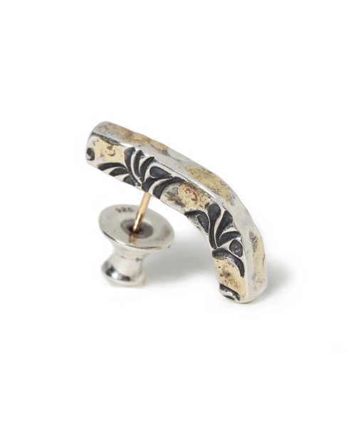 ピアス/ベントバー/サイドアラベスク/K18ゴールドポスト