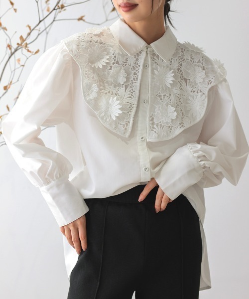 DONOBAN（ドノバン）の「2wayフラワーレースブラウス（シャツ/ブラウス・レディース・ホワイト/ネイビー・ONE）」の5枚目の写真