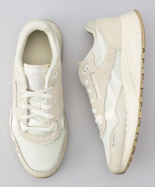 coen（コーエン）の「Reebok CL LEATHER 2400（EC限定サイズ）（スニーカー・メンズ・ホワイト/オフホワイト/ダークブラウン・26.5cm/27cm/27.5cm/28cm/28.5cm/26cm）」の2枚目の写真