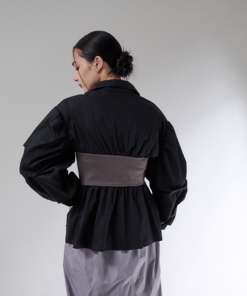 Shelly island(シェリーアイランド)の「ビスチェドッキングボリュームスリーブシャツ(シャツ/ブラウス・レディース・ホワイト/ブラック・FREE)」の9枚目の写真