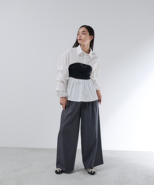 Shelly island(シェリーアイランド)の「ビスチェドッキングボリュームスリーブシャツ(シャツ/ブラウス・レディース・ホワイト/ブラック・FREE)」の7枚目の写真