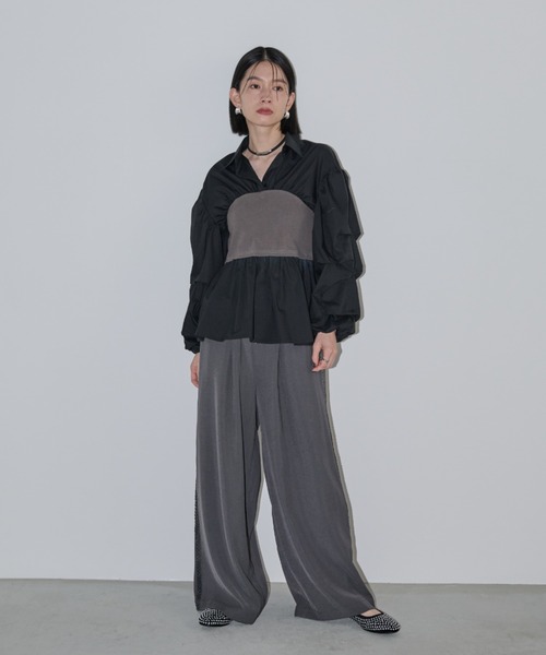 Shelly island(シェリーアイランド)の「ビスチェドッキングボリュームスリーブシャツ(シャツ/ブラウス・レディース・ホワイト/ブラック・FREE)」の20枚目の写真