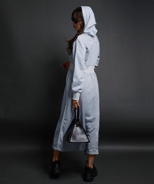 CELENA（セレナ）の「PUレザー ピラミッドハンドバッグ（ハンドバッグ・レディース・ブラック/ブルー/ベージュ・F）」の11枚目の写真