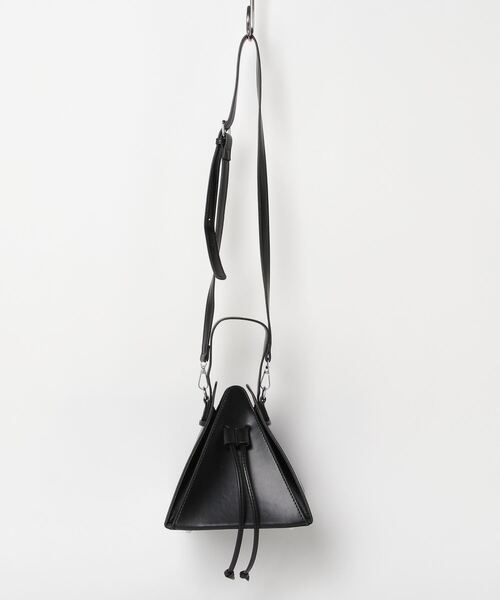 CELENA（セレナ）の「PUレザー ピラミッドハンドバッグ（ハンドバッグ・レディース・ブラック/ブルー/ベージュ・F）」の14枚目の写真