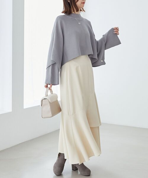 MAJESTIC LEGON（マジェスティックレゴン）の「ハイネックケープセットニット（ニット/セーター・レディース・アイボリー/ブラック/グレー/モカ・MEDIUM）」の6枚目の写真