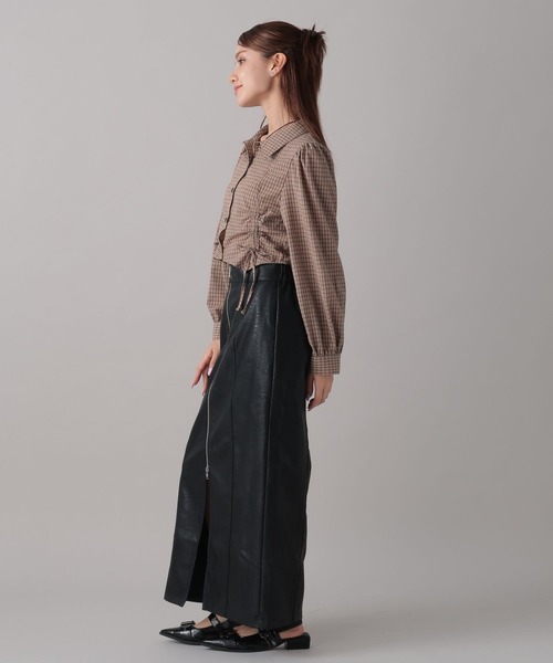 FOREVER 21(フォーエバー トゥエンティーワン)の「【2024FW】フェイクレザージップスカート(スカート・レディース・ブラウン/ブラック・SMALL/MEDIUM)」の8枚目の写真