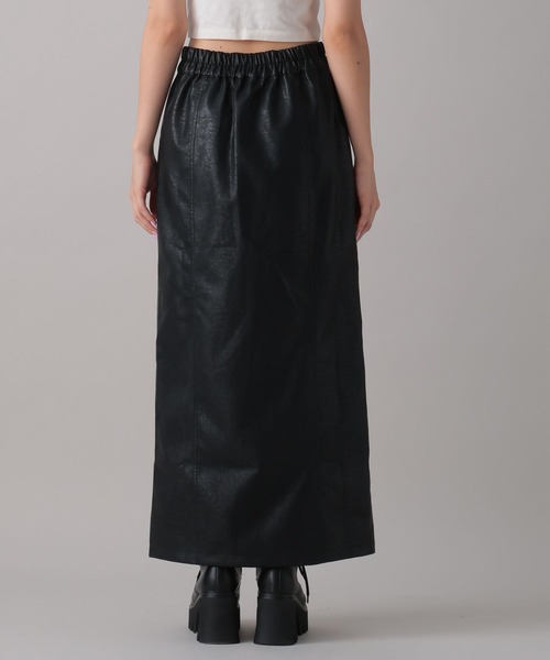 FOREVER 21(フォーエバー トゥエンティーワン)の「【2024FW】フェイクレザージップスカート(スカート・レディース・ブラウン/ブラック・SMALL/MEDIUM)」の5枚目の写真