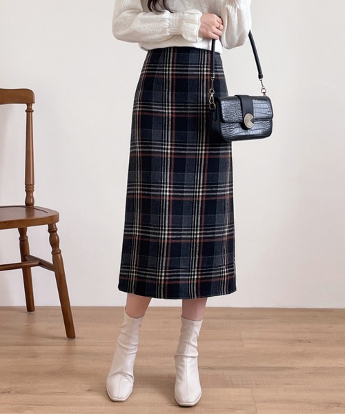 ABITOKYO（アビトーキョー）の「バックスリットチェックスカート（スカート・レディース・ライトベージュ/モカ/グレー/ベージュ・S/M）」の2枚目の写真