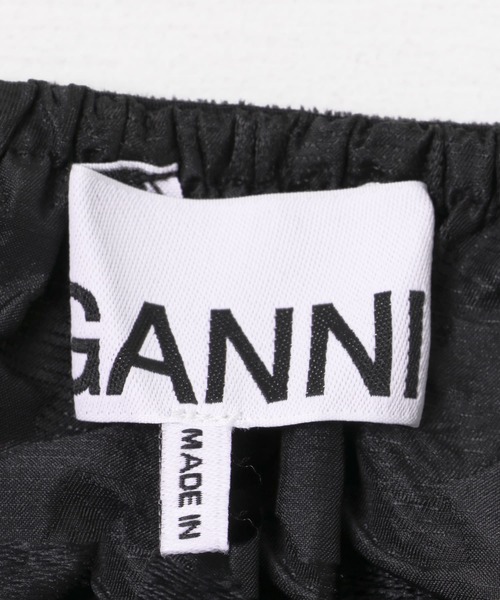 GANNI（ガニー）の「GANNI　Botanical Jacquard Top（キャミソール・レディース・ブラック・36）」の2枚目の写真