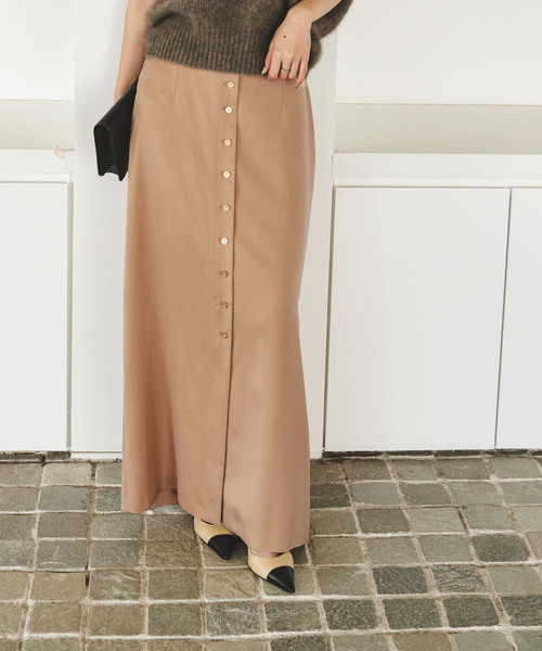 Noble(ノーブル)の「フロントボタンフィブリルスカート(スカート・レディース・ブラウン/ベージュ・38/36/34)」の6枚目の写真